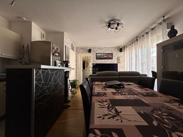 Appartement Carrieres Sous Poissy 2 pièce(s) 38.13 m2 Loyer 900 €/mois charges comprises **  - Référence  9272