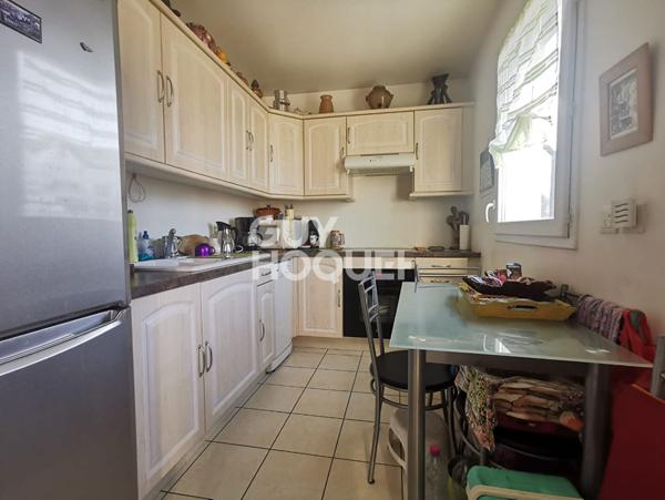 SAINT-OUEN RER C - 3 PIECES - 63 M² - BALCON