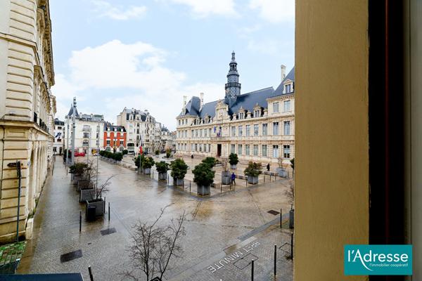 REIMS - HÔTEL DE VILLE