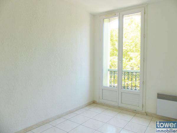 Appartement 5 pièce(s) 4 chambre(s) 103 m²