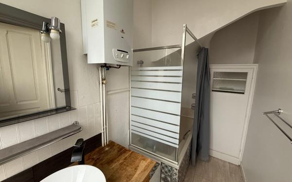 Maison à vendre    7 pièces • 214 m2 Saint-Quentin