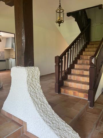 PLAISANCE du Gers(32) : ELEGANTE MAISON D'ARCHITECTE 185m2, sans travaux, 6.900m2 de terrain arboré, grande piece de vie, 4  chambres, cheminée, une valeur süre....