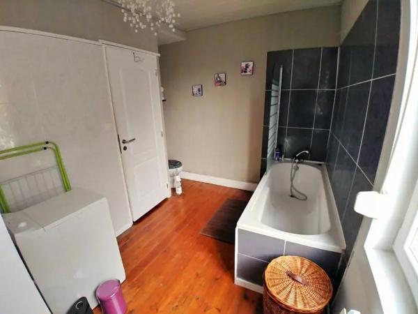 Maison à louer 3 pièces 79.69m² Armentières (59280)