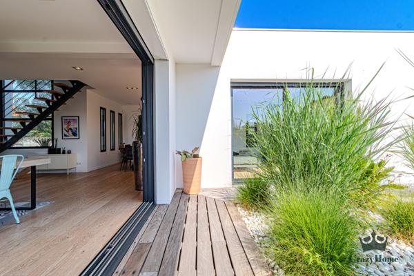 Maison 4 pièce(s) 3 chambre(s) 164 m²