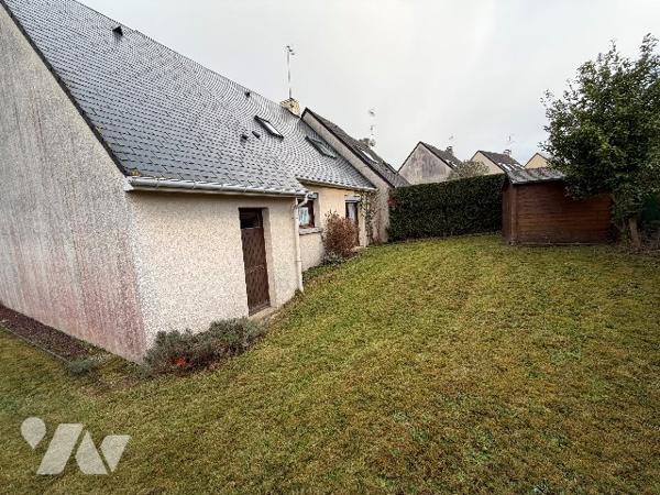 Pavillon situé à AGNEAUX (50180), à proximité des écoles et des commerces