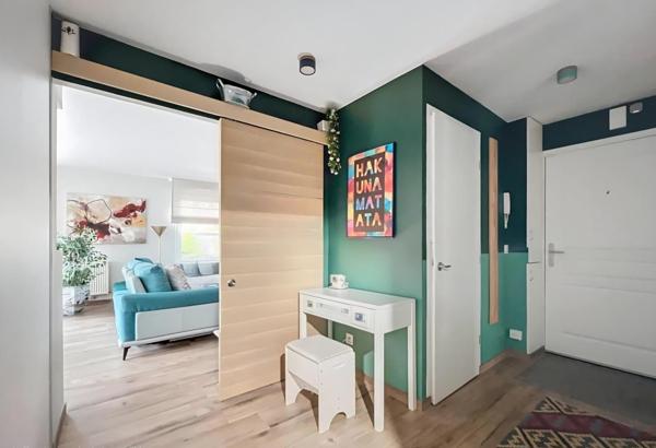 APPARTEMENT DE STANDING AVEC TERRASSE DONNANT SUR LE JARDIN