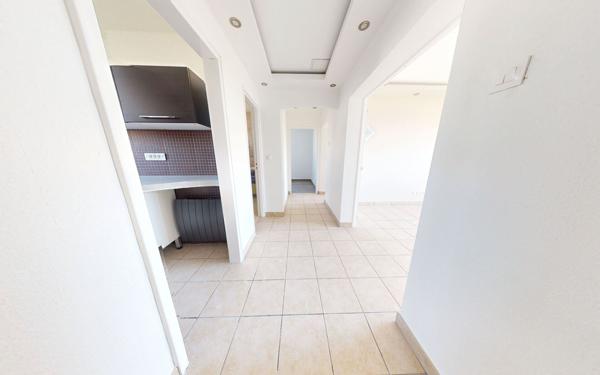 Appartement à louer    3 pièces • 65,22 m2 Hoenheim