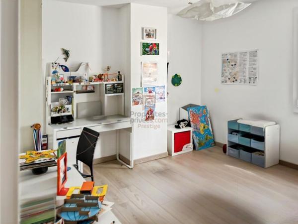 Coup coeur assuré Magnifique Maison Familiale avec Piscine