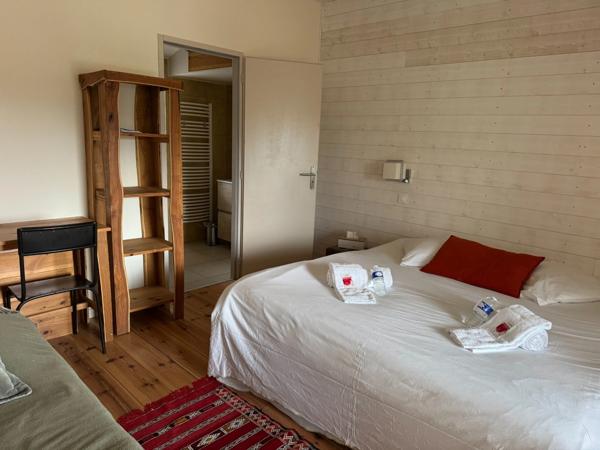 Fonds de commerce d'exception avec murs à vendre proche de AGEN (47)