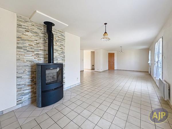 Vente maison Sallertaine : 279 500 € - AJP Immobilier Challans