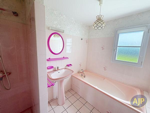 Vente maison Sallertaine : 279 500 € - AJP Immobilier Challans