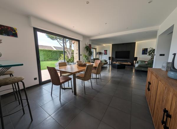 Oignies (62590) Pavillon individuel moderne – Confort, volumes et prestations de qualité