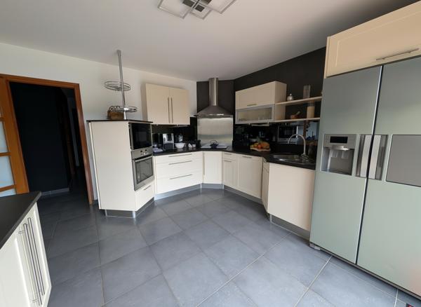 Oignies (62590) Pavillon individuel moderne – Confort, volumes et prestations de qualité