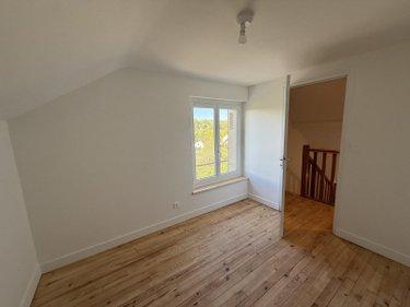 Maison à vendre à Saint-Yorre dans l'Allier (03270), ref : 2026/1009-03020