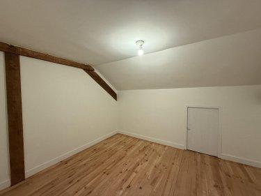 Maison à vendre à Saint-Yorre dans l'Allier (03270), ref : 2026/1009-03020