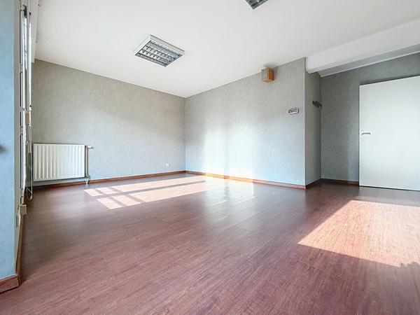 Saint Etienne Secteur Nord, appartement 3 pièces de 72,62 m2 habitables avec petits balcons, garage sécurisé et cave.