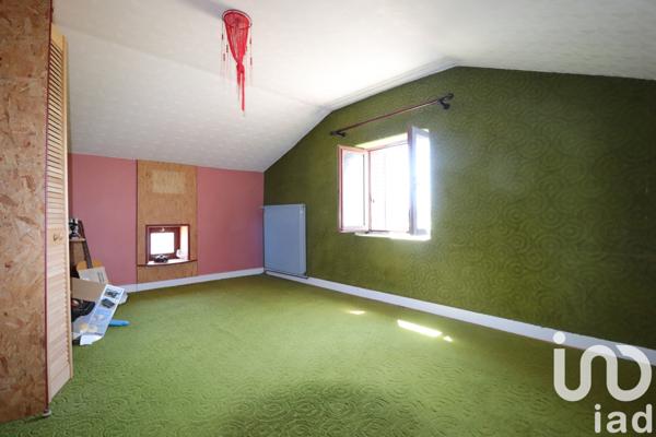 Maison à vendre 6 pièces 104 m² Saint-Maurice-en-Gourgois