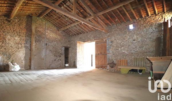 Maison à vendre 6 pièces 104 m² Saint-Maurice-en-Gourgois