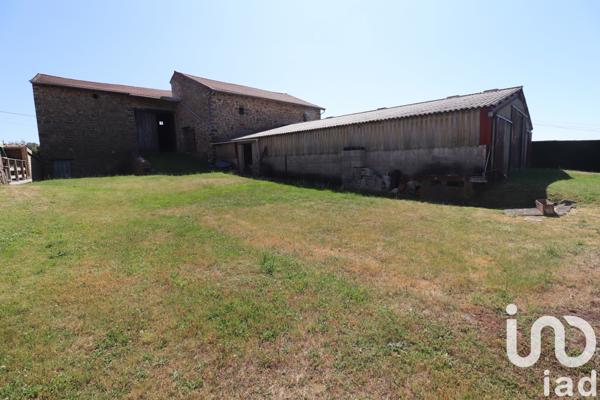 Maison à vendre 6 pièces 104 m² Saint-Maurice-en-Gourgois