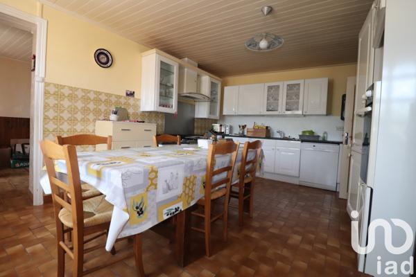 Maison à vendre 6 pièces 104 m² Saint-Maurice-en-Gourgois