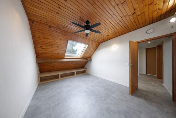 Maison Ozoir La Ferrière 8 pièce(s) 236m2