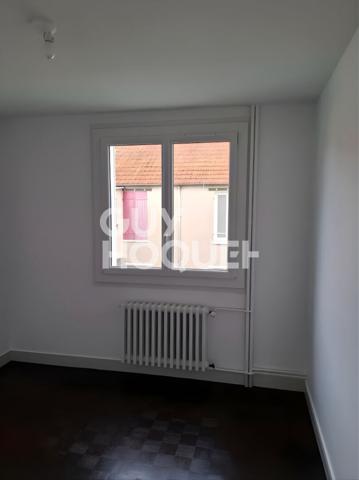 T3 A LOUER - MALESHERBES