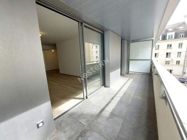 Appartement T3 de 74 m2 - Le Gabriel - Terrasse/ balcon - Centre ville Place de Bretagne