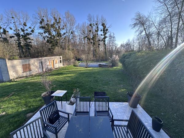 MAISON 3 CHAMBRES - PARCELLE 2350 m² 199 500 €
