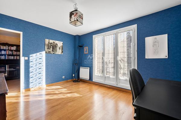Maison Saint Germain En Laye 8 pièce(s) 845 000 € **  - Référence  18478