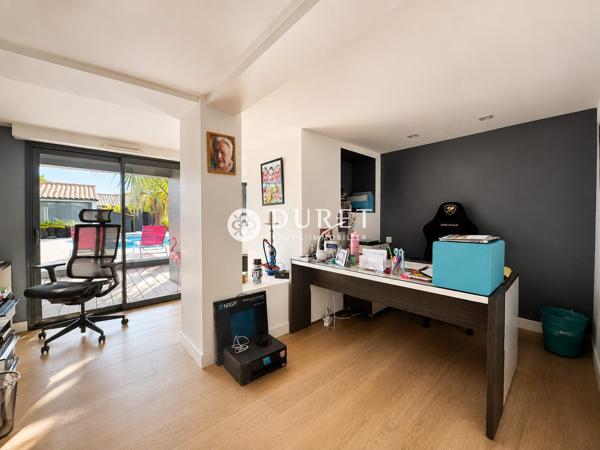 CHALLANS CENTRE-VILLE – UNE MAISON QUI CULTIVE L’ART DE VIVRE