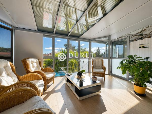 CHALLANS CENTRE-VILLE – UNE MAISON QUI CULTIVE L’ART DE VIVRE