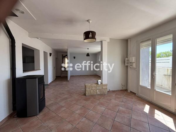 Appartement
         5 pièces
        - 168 m² 343 200 € *