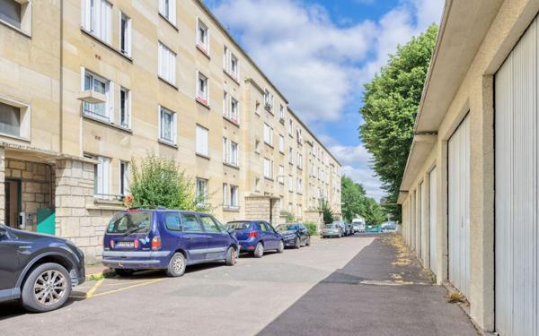 Appartement à vendre    5 pièces • 74,21 m2 Clichy-sous-Bois