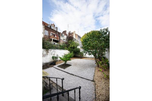 A LOUER : T1 à LILLE • Rue Jacquemars Giélée - VAUBAN • 775 € CC • Réf. 663-3.2