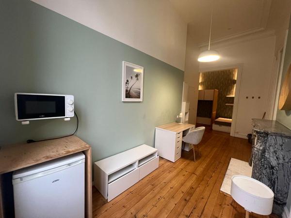 A LOUER : T1 à LILLE • Rue Jacquemars Giélée - VAUBAN • 775 € CC • Réf. 663-3.2
