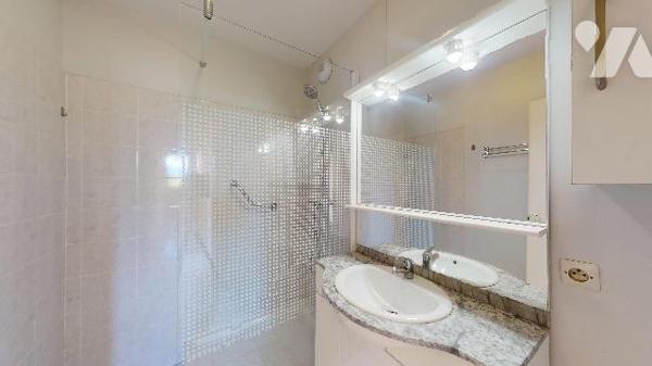 BELLEY – T4 DE 85 M² AVEC TERRASSE, GARAGE ET CAVE