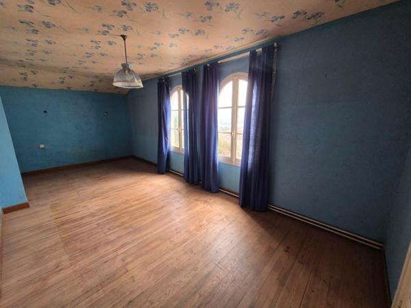 Maison à SORBIERS, 42290 - 4 pièces 90m²