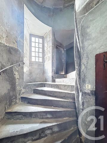 Immeuble à vendre  600 m2 CLERMONT FERRAND - 63