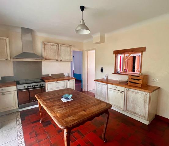 Pujols – Maison familiale avec appartement indépendant –