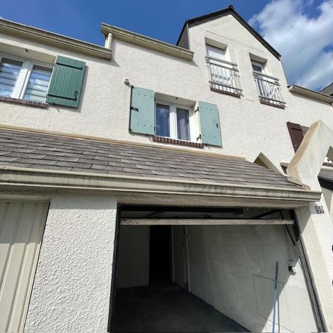 Segré (49500) maison / appartement