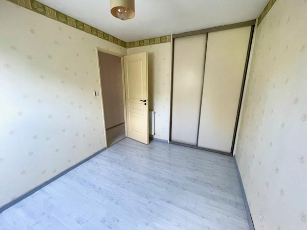 Segré (49500) maison / appartement