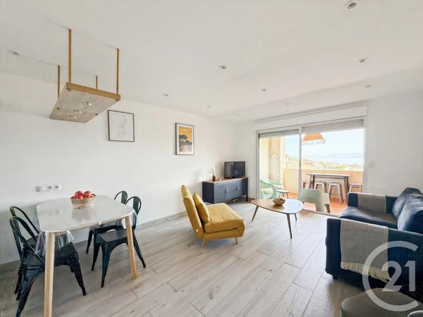 Appartement T2 à vendre  2 pièces - 44 m 2   L ILE ROUSSE  - 202