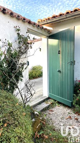 Maison à vendre 6 pièces 125 m² Le Bois-Plage-en-Ré