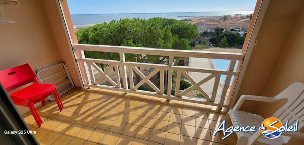 Appartement à Saint-Pierre-la-Mer SUPERBE T3 VUE MER + PARKING