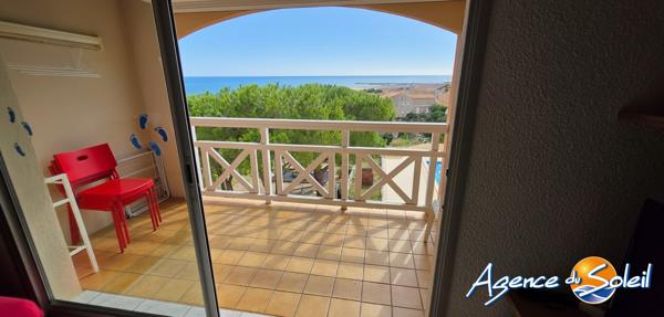 Appartement à Saint-Pierre-la-Mer SUPERBE T3 VUE MER + PARKING
