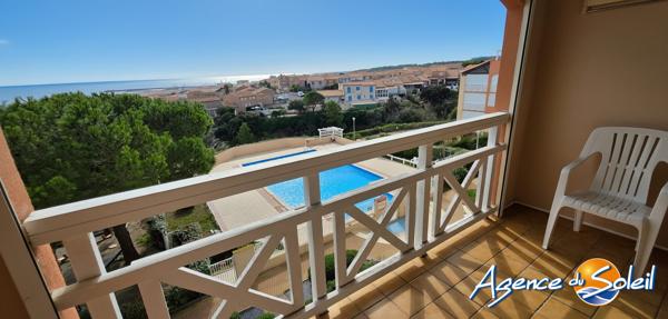 Appartement à Saint-Pierre-la-Mer SUPERBE T3 VUE MER + PARKING