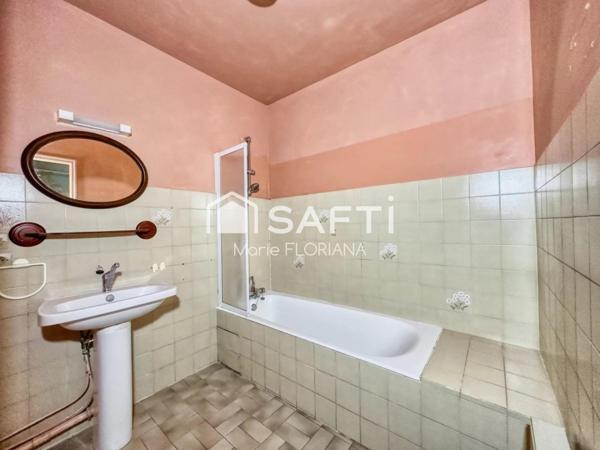 Maison de village en pierre