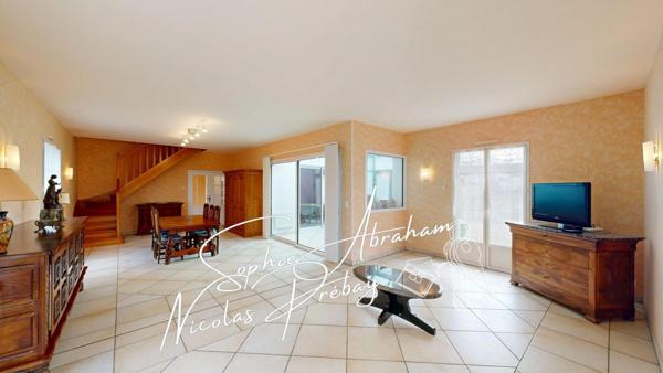 Maison d'architecte de plain-pied, volumes, évolutivité, économe et cadre de vie privilégié