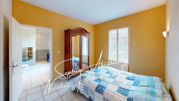 Maison d'architecte de plain-pied, volumes, évolutivité, économe et cadre de vie privilégié