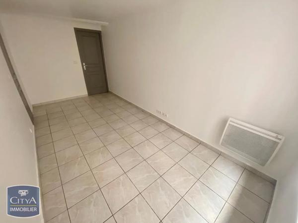 Appartement à louer 3 pièces 64.1m²